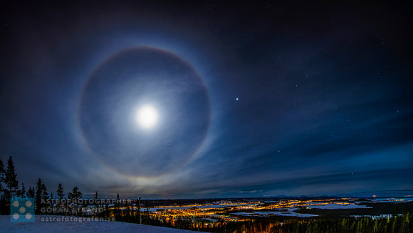 GS_20150402_MoonHalo_9002_Pan